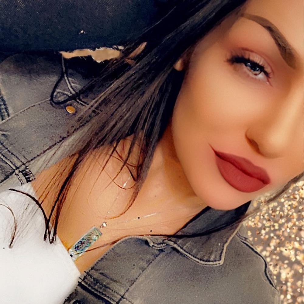 Meet your Posher, Sunny